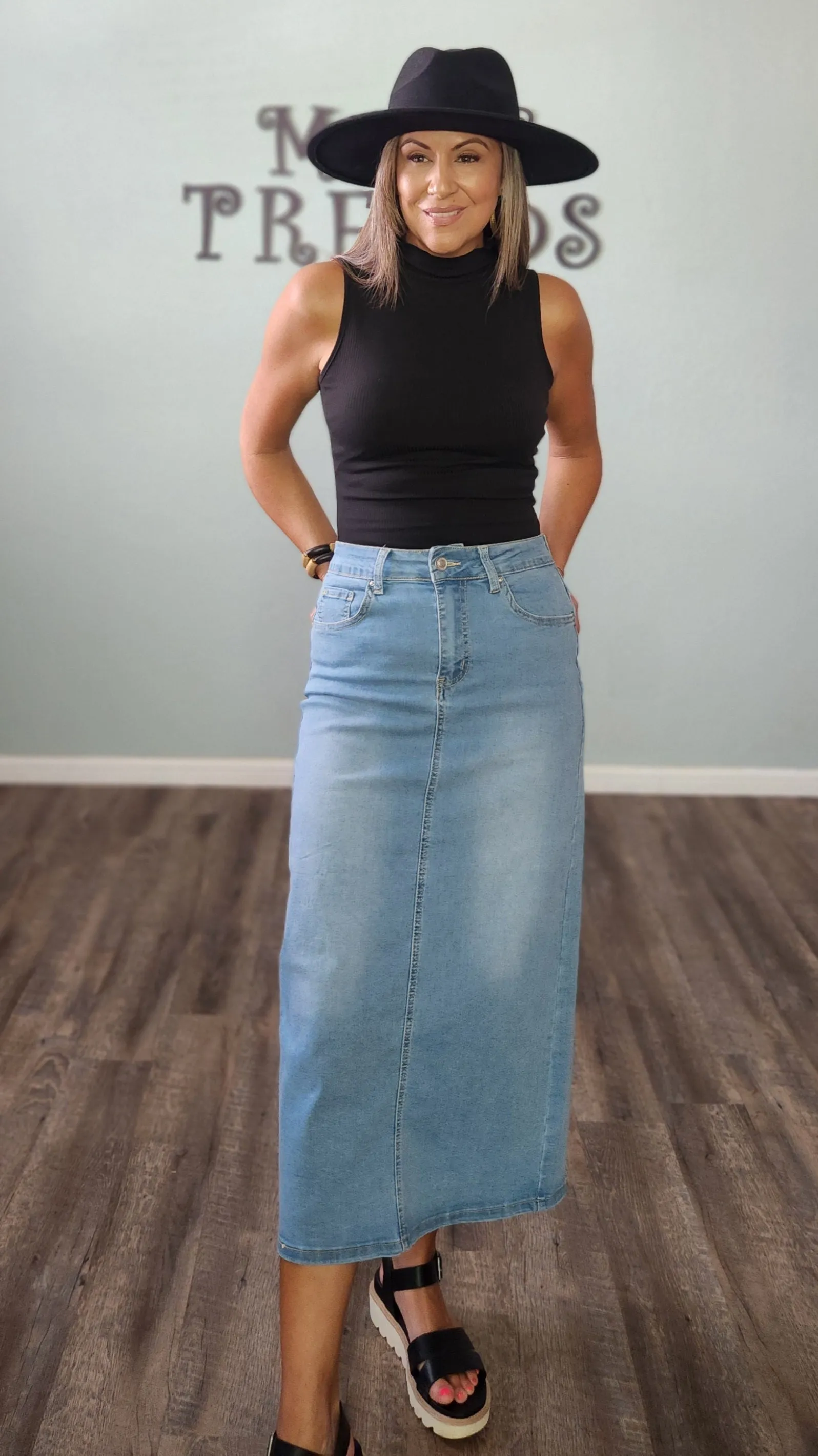 Always A Great Look Top-Black
