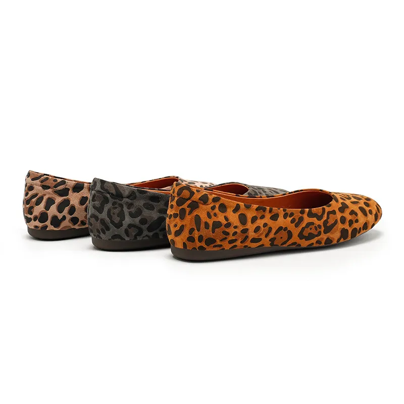Dwarves Studio Casual Leopard Print Suede Flats | Round-Toe Slip-On Shoes in Brown/Grey/Apricot