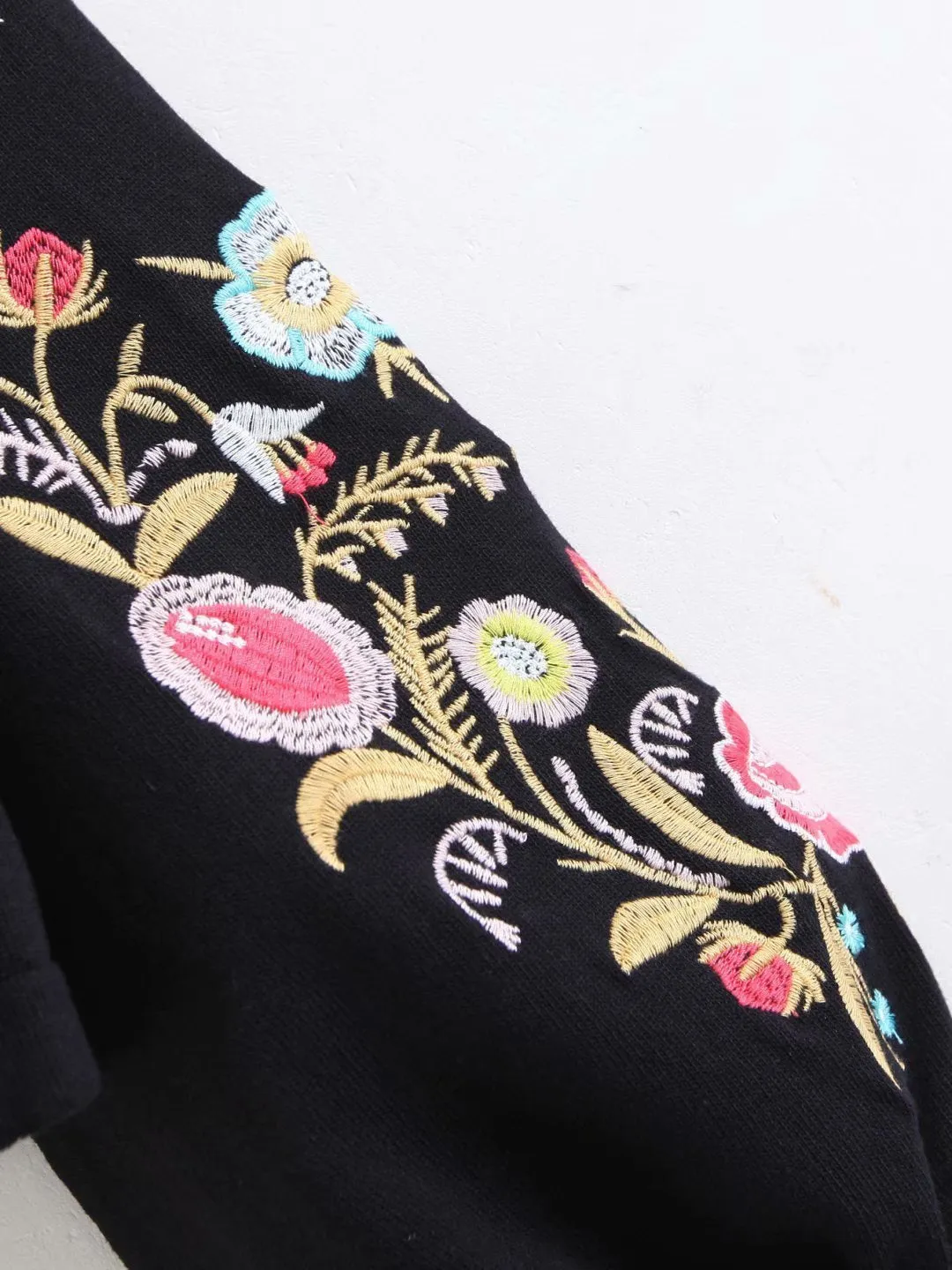 Fashion Wild Embroidery Sweater