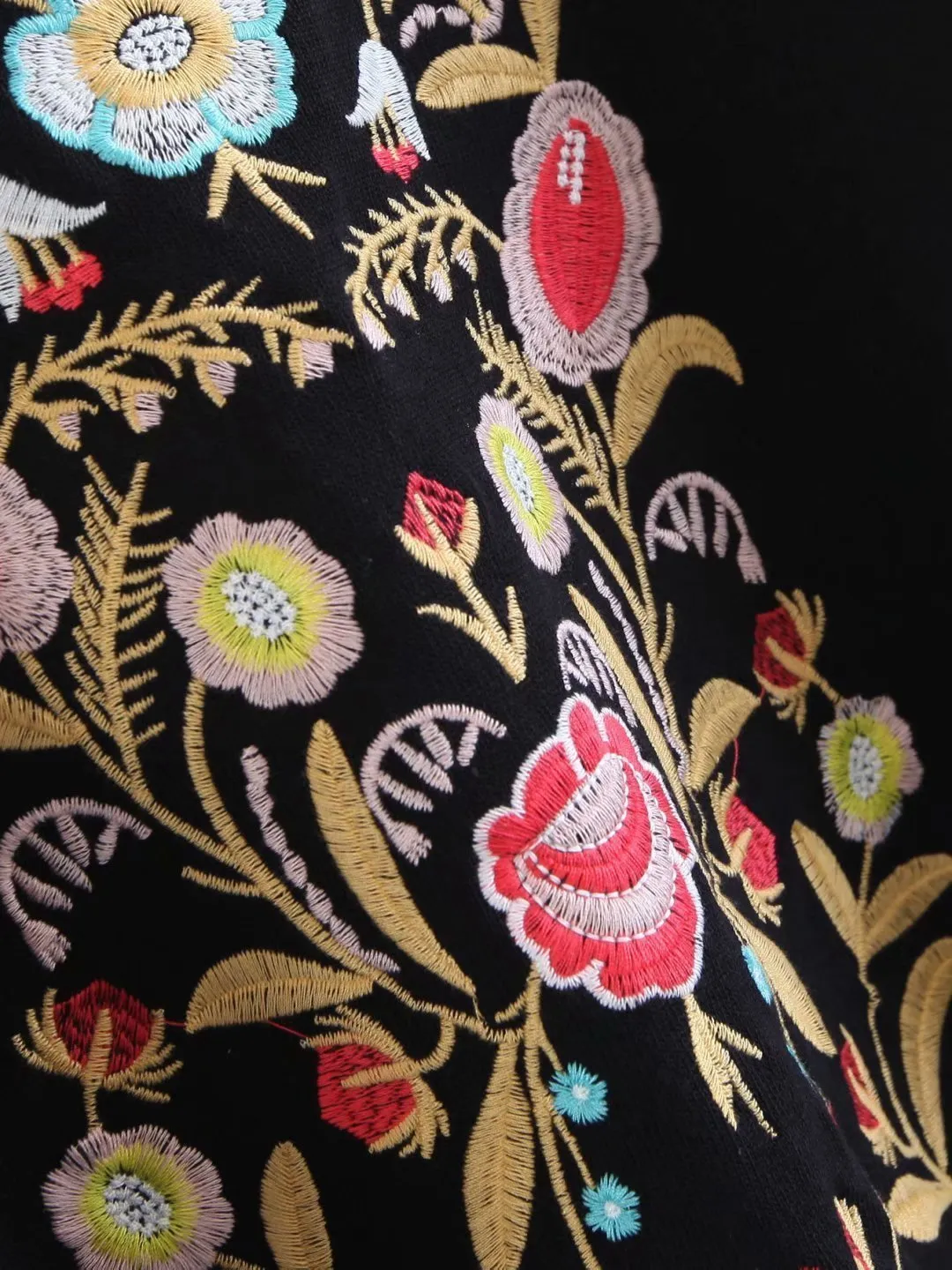 Fashion Wild Embroidery Sweater