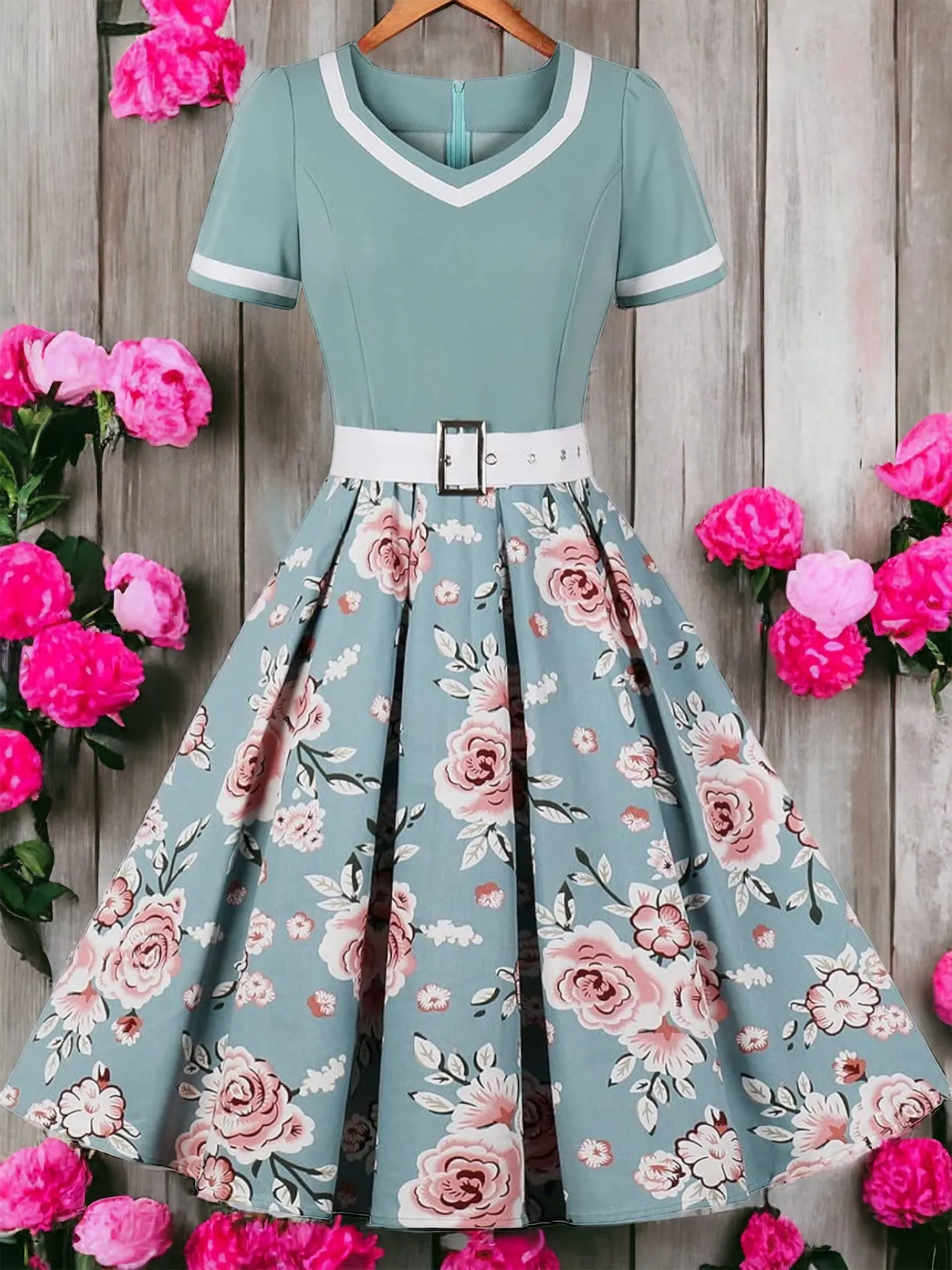 Hepburn Inspired Floral Bottom Swing Dress (US Sizes Small - 4XLarge)