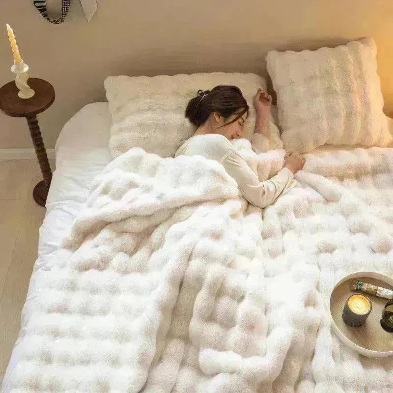 Polyester Carpet Rabbit Bubble Velvet Thickened Nap Quilt Blanket